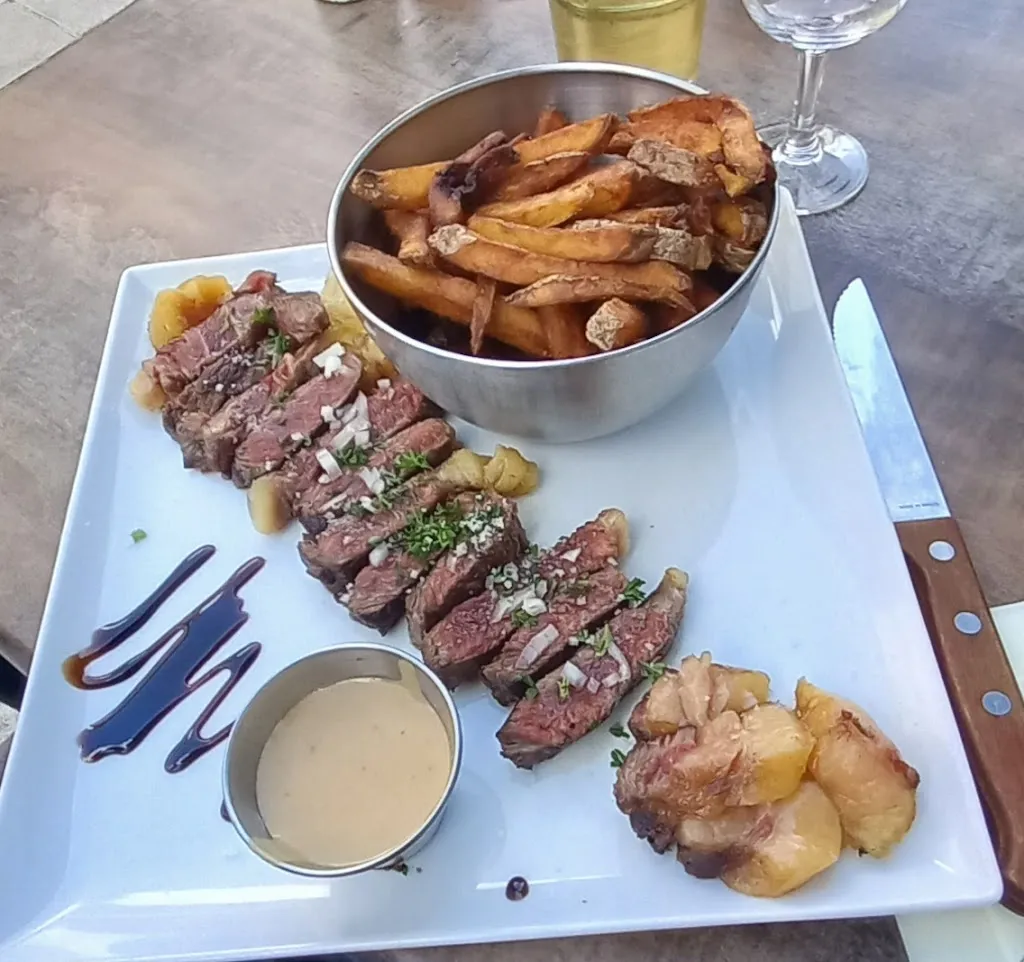 Le Bistrot de la Halle_Romorantin-Lanthenay_slider_image_3