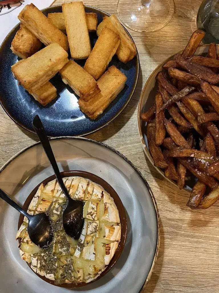 La Grange des Frangins_Saint-Cyr-sur-Loire_slider_image_3