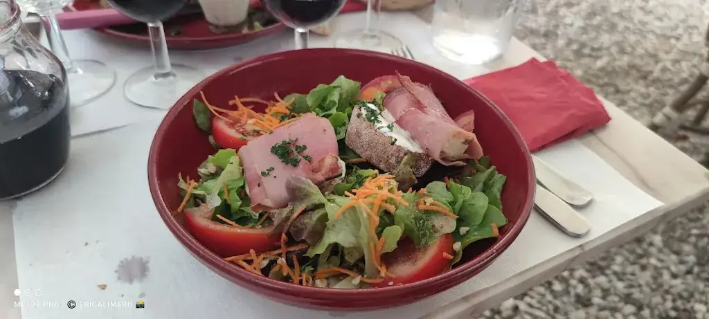 La Madeleine et Max restaurant à Saint-Benoît-sur-Loire