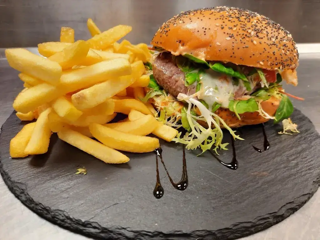 Le Vernay Restaurant (Caluire et cuire)_Caluire-et-Cuire_slider_image_3