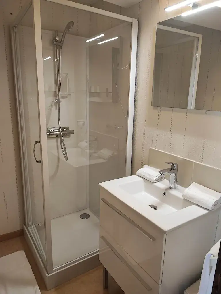 Hôtel Restaurant La Madeleine_Saint-Benoît-sur-Loire_slider_image_2