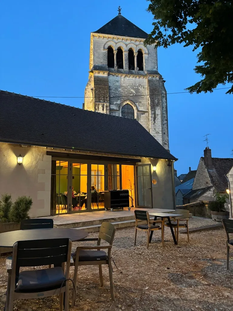 Pia Schairer_La Salamandre_Saint-Aignan_review