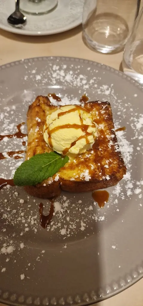 Pierre Baduel_La Maison du 36_Saint-Aignan_review