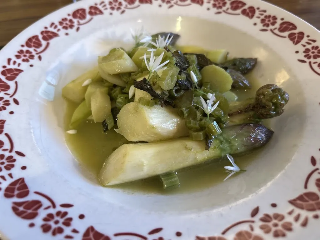 Marine Sedan_Archimède_Saint-Aignan_review