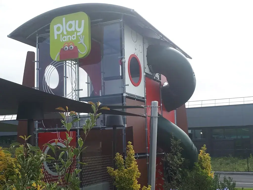 McDonald's Restaurant in Noyers-sur-Cher