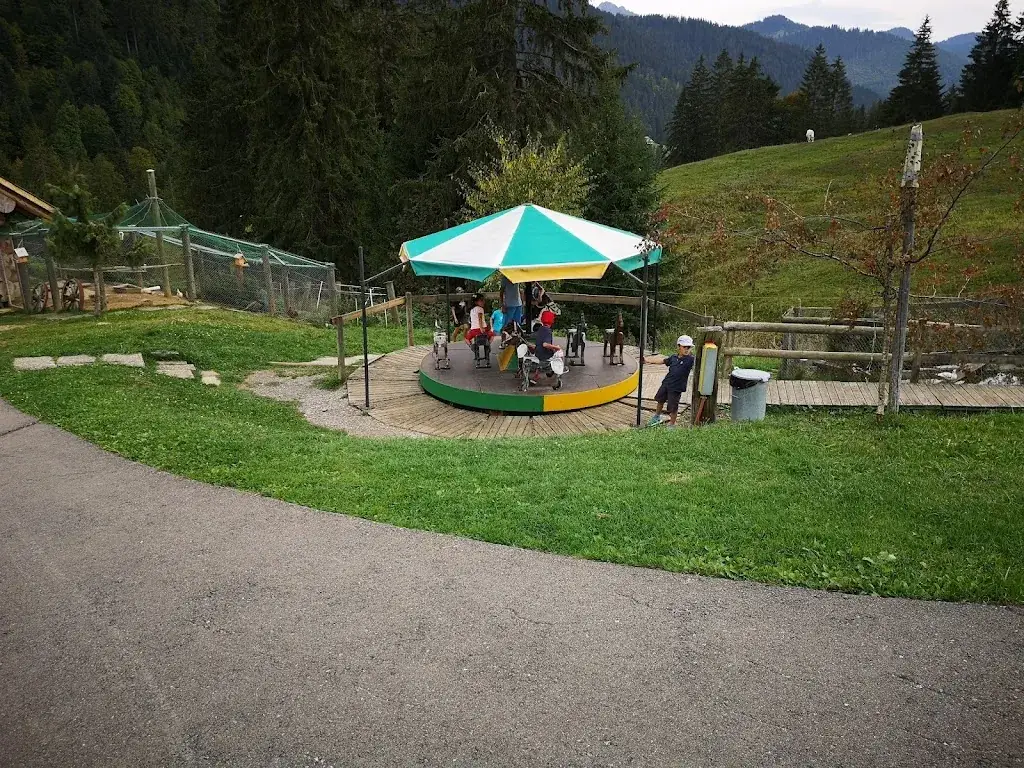 Claudio Maldonado_La Cabane du Petit Oiseau_Châtel-Saint-Denis_review