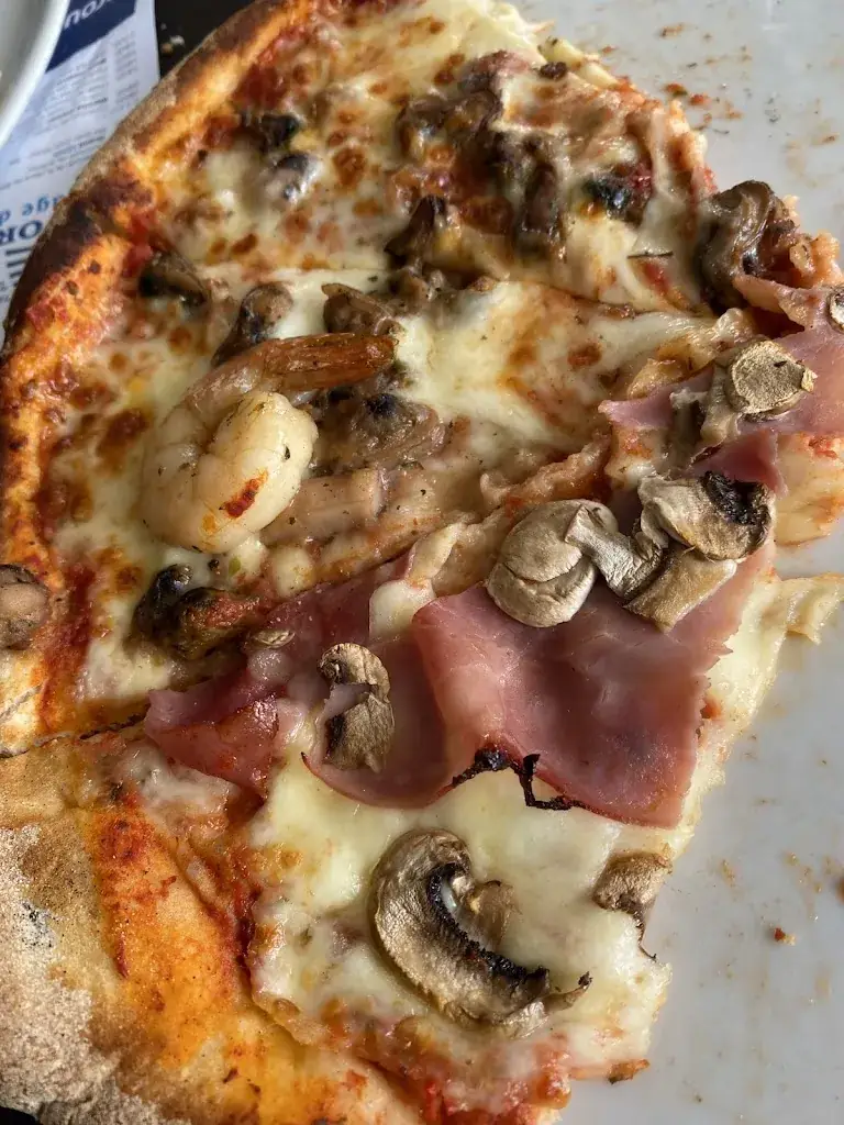 Restaurant Italia Bar_Châtel-Saint-Denis_slider_image_3