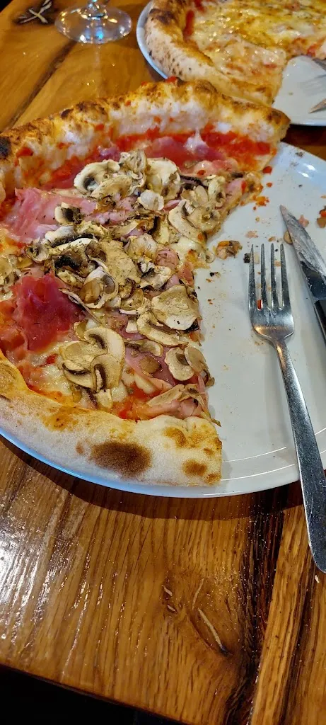 Amir Dadoukh_La Bergamasca Trattoria Bar Pizzeria_Nogent-le-Rotrou_review