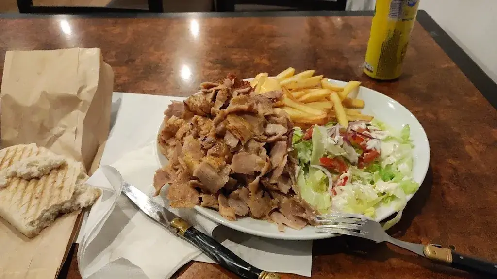 salah elbandki_Burger Malak_Nogent-le-Rotrou_review