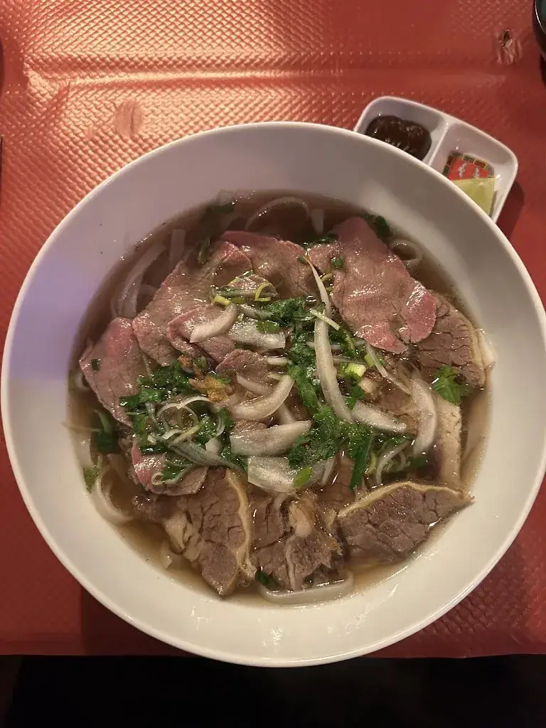 Ck unabridged_Restaurant Sun and Moon_Caluire-et-Cuire_reseña