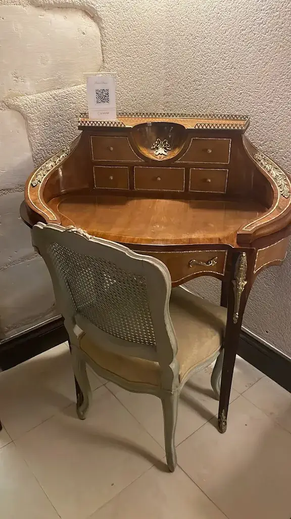 Jenny Ramos_Château de Beauvois - La Maison Younan_Saint-Étienne-de-Chigny_recensione