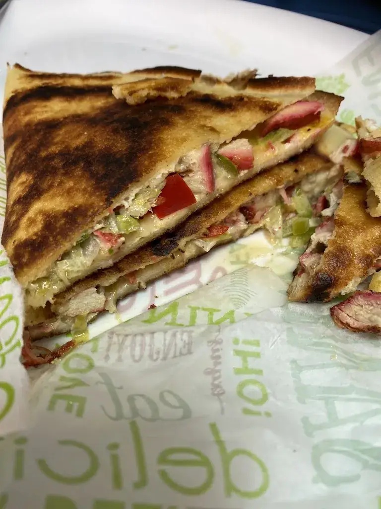 Virginie Alviani_Bar Restaurant Lignac_Saint-Gaultier_avis