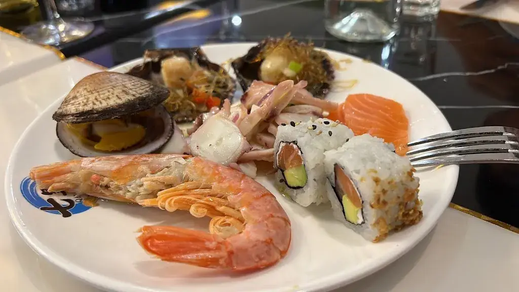Anastasia Karpeyeva_Wok 18 St Doulchard Buffet asiatique Et Grillade à volonté_Saint-Doulchard_review