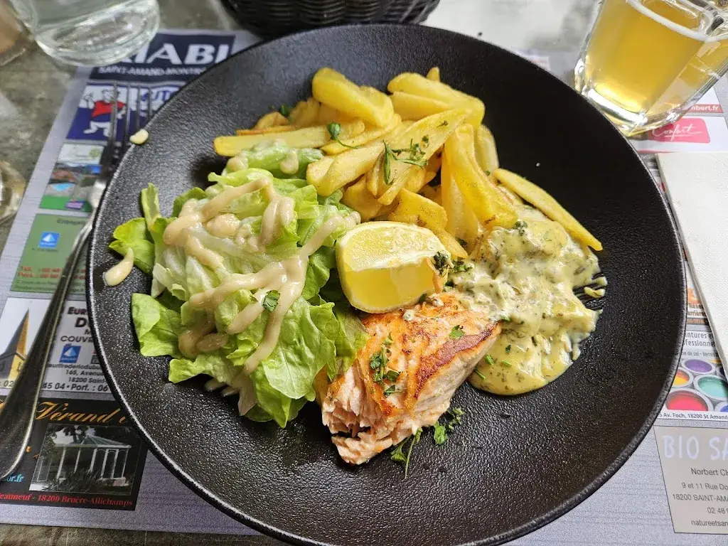 Céline Lefort_La Rotonde_Saint-Amand-Montrond_review