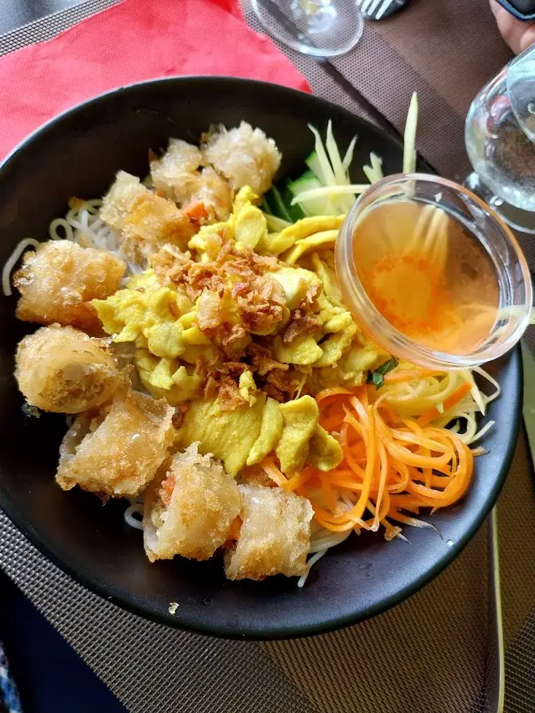 Stéphanie Clerc_La Fleur de Lotus_Saint-Amand-Montrond_review