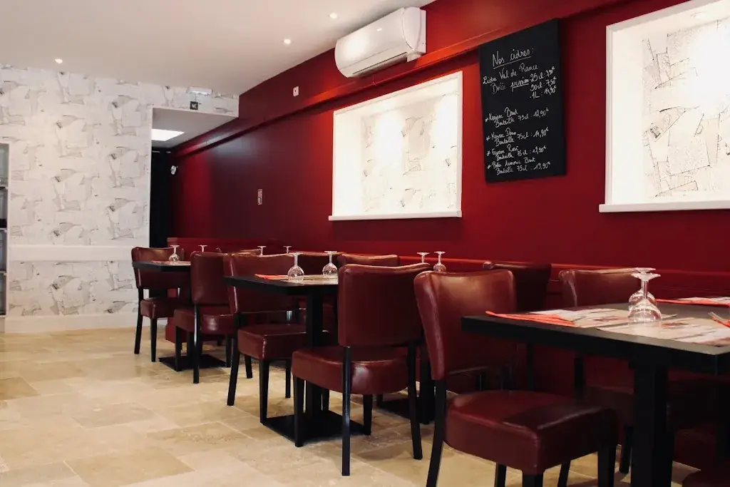 Creperie La Spanell Restaurant in Saint-Amand-Montrond