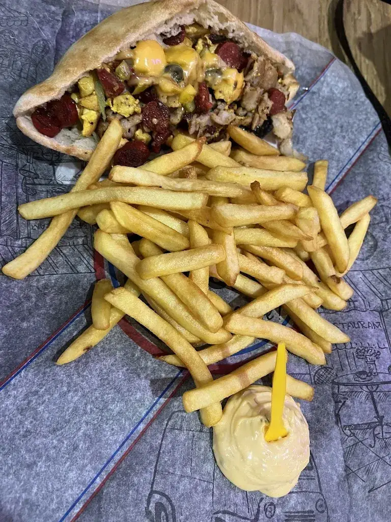 Menü_Flaming plus_Saint-Amand-Montrond_Bild_7