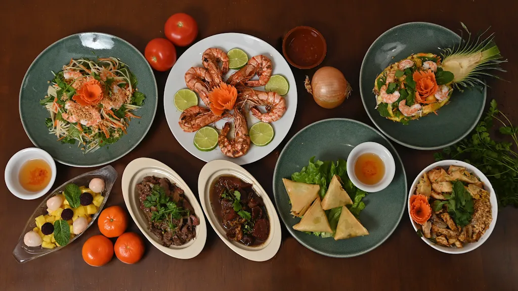 Indochine 45_Saint-Jean-de-la-Ruelle_slider_image_3