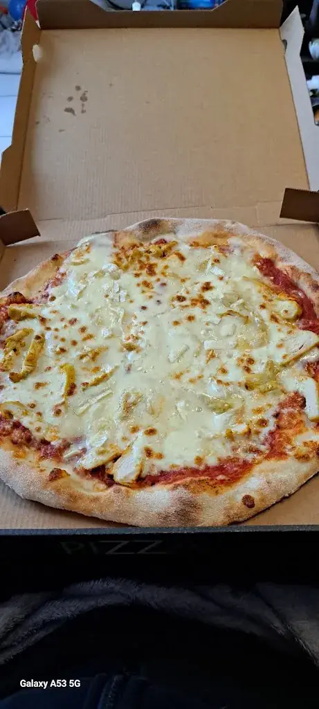 Flo L_Mira Pizz_Saint-Germain-du-Puy_Bewertung