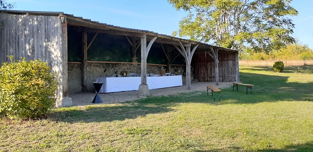 Le Noyer des Dames_Saint-Épain_slider_image_2