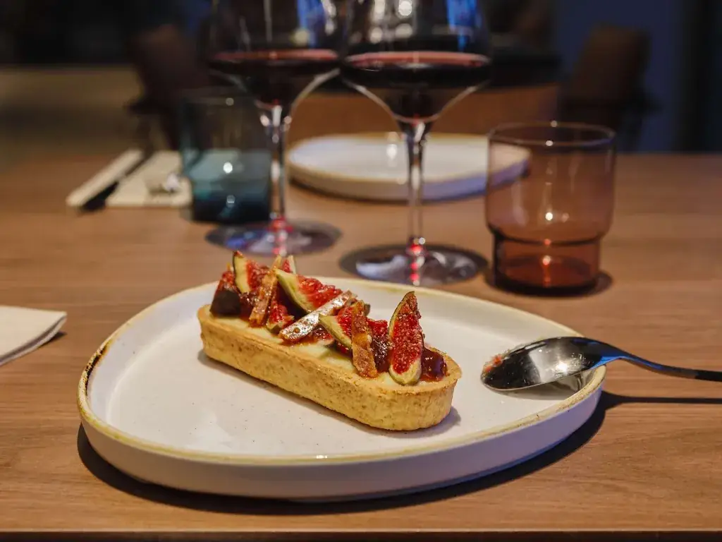 TRIBE Table Lyon Croix-Rousse_Caluire-et-Cuire_slider_image_2