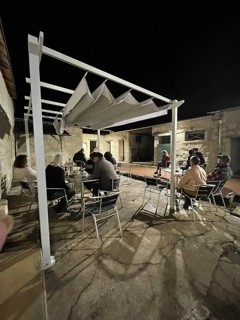 Bar de la Manse restaurant in Saint-Épain