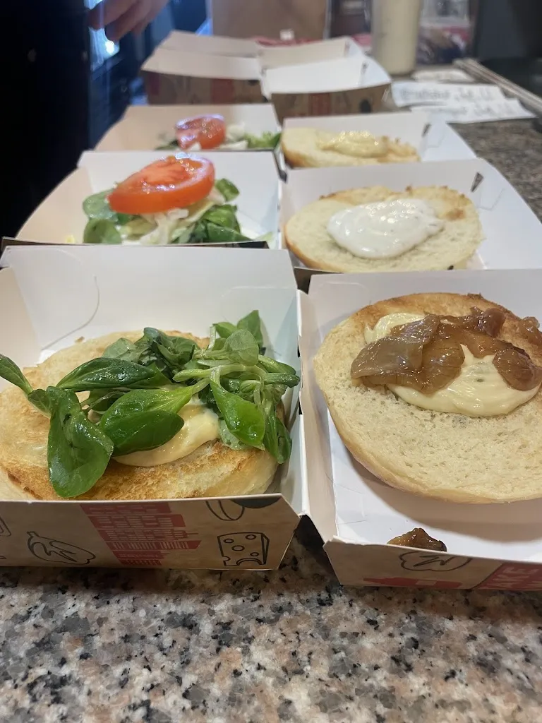 Menu_BAR À BURGER SAINT LAURENT NOUAN_Saint-Laurent-Nouan_immagine_9