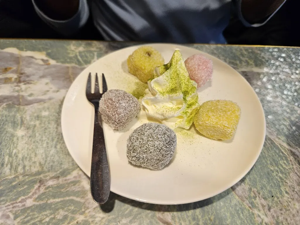 Menu_Haengbok_Paris_image_7