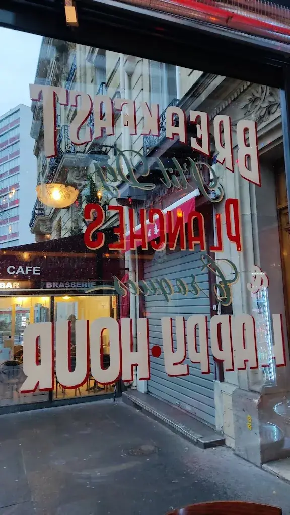 Ebrahim_La Grange de Reuilly_Paris_review