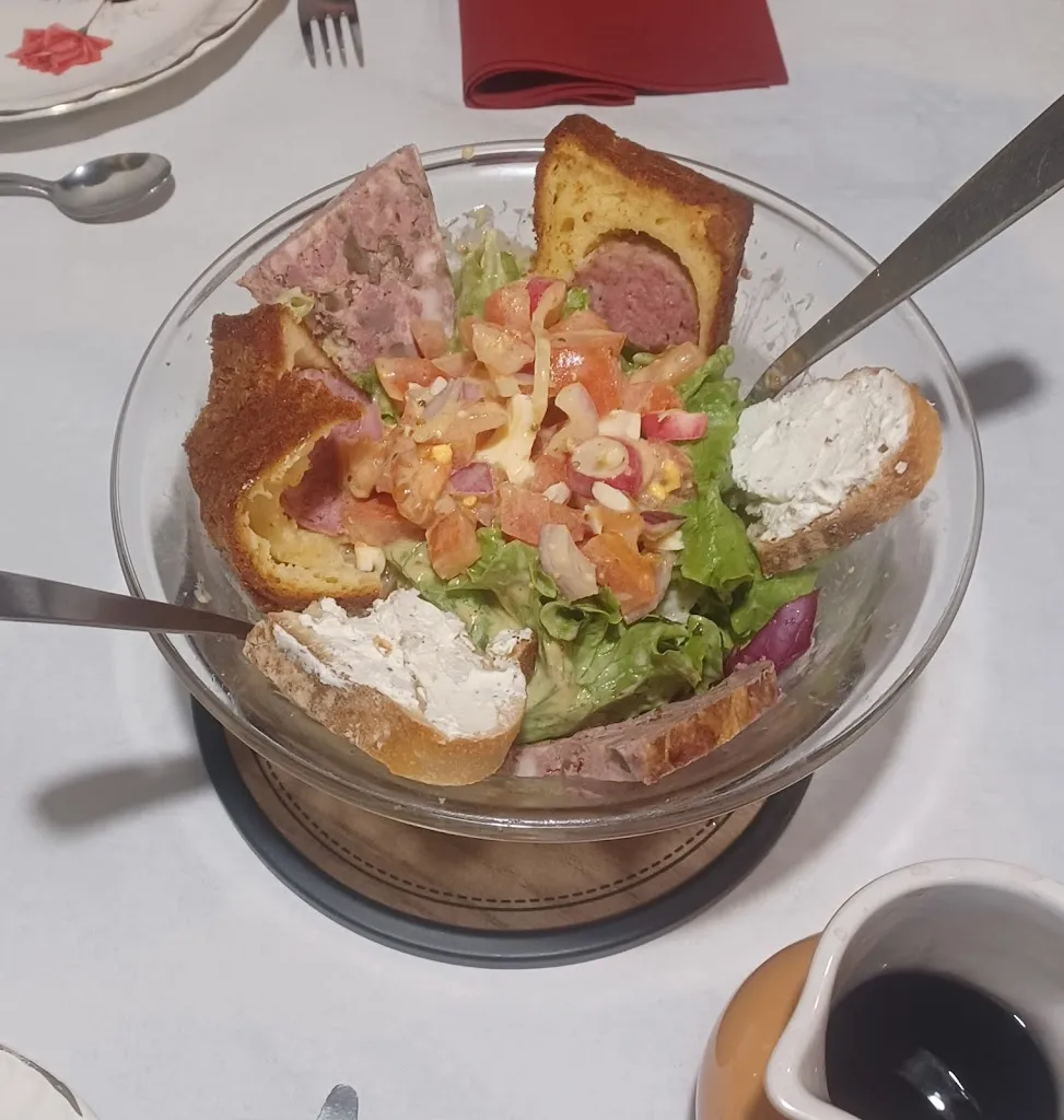 Lorenzo Benatti_Auberge La Bicheronne_Fareins_review