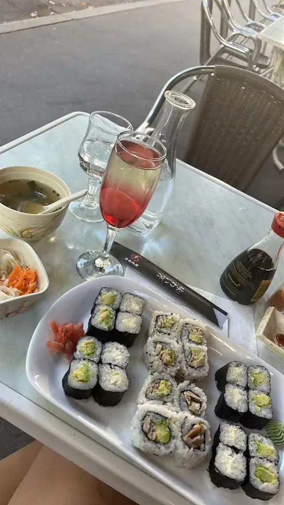 Alise M_Hyogo_Paris_review