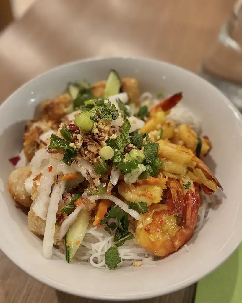 Rungploy Pipopananchai_Kanji_Paris_review