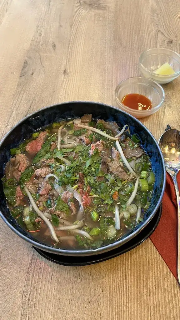 P Zhang_Trois Crabes_Paris_Bewertung