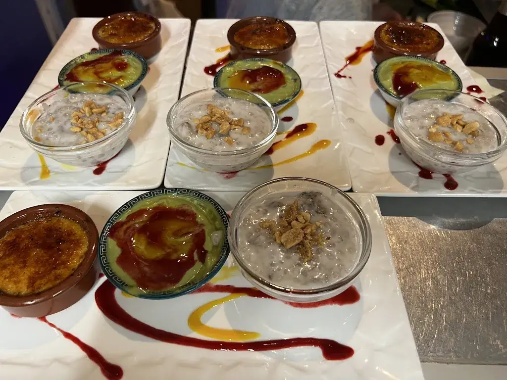 Trois Crabes_Paris_slider_image_3