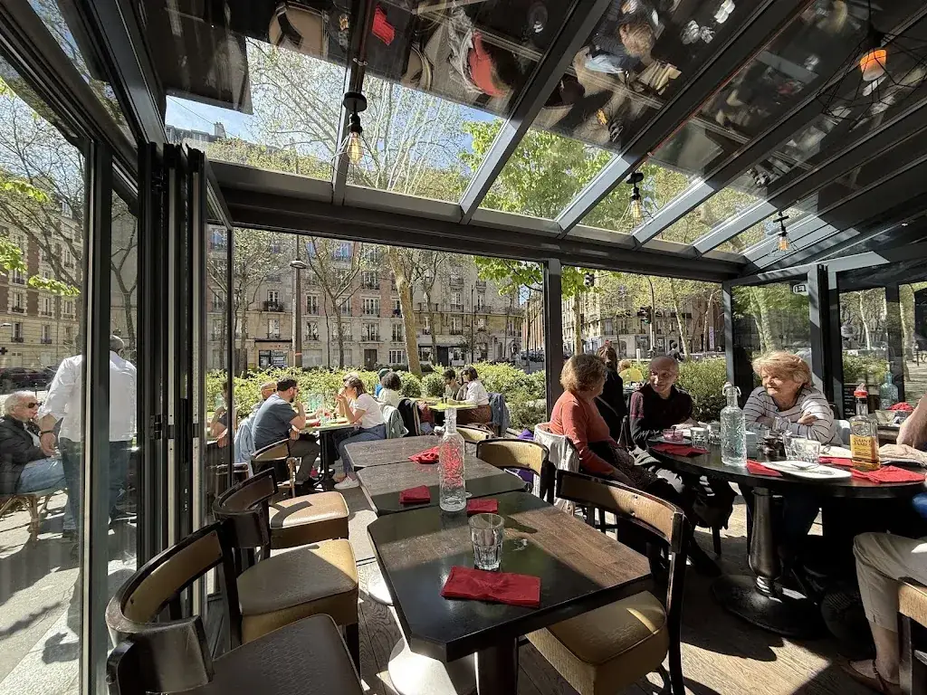 Jasmine Low_Le 217 Brasserie Restaurant_Paris_review