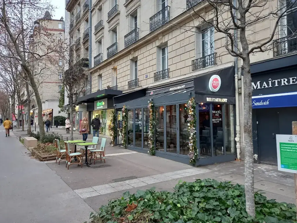 Le 217 Brasserie Restaurant_Paris_slider_image_1