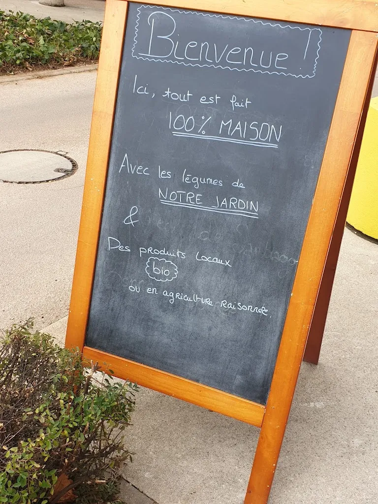 Menu_Le Cheval Blanc_Mogneneins_image_3