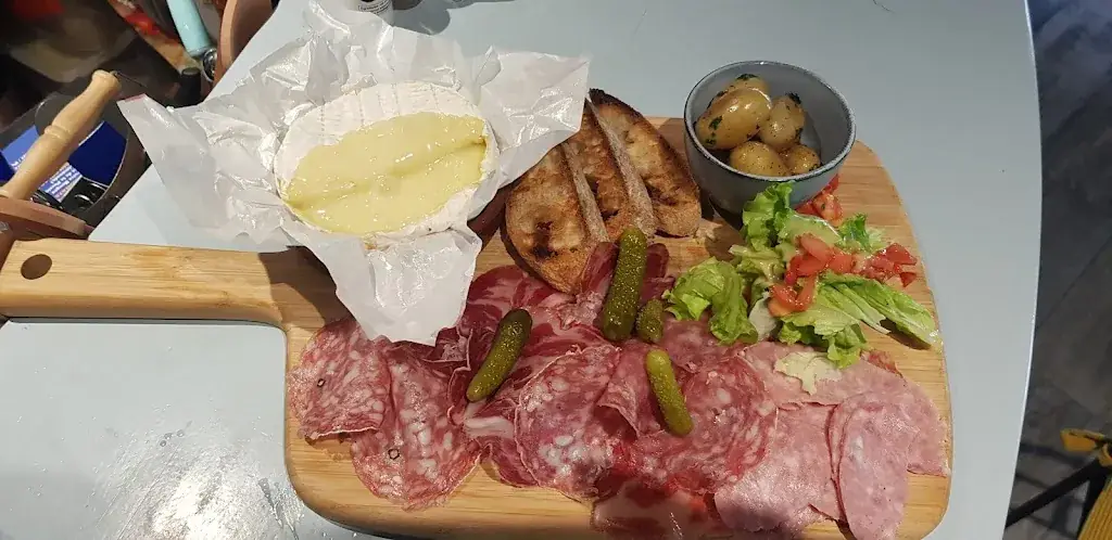 Menu_L'Escale du port Arthur_Saint-Hilaire-Saint-Mesmin_image_8