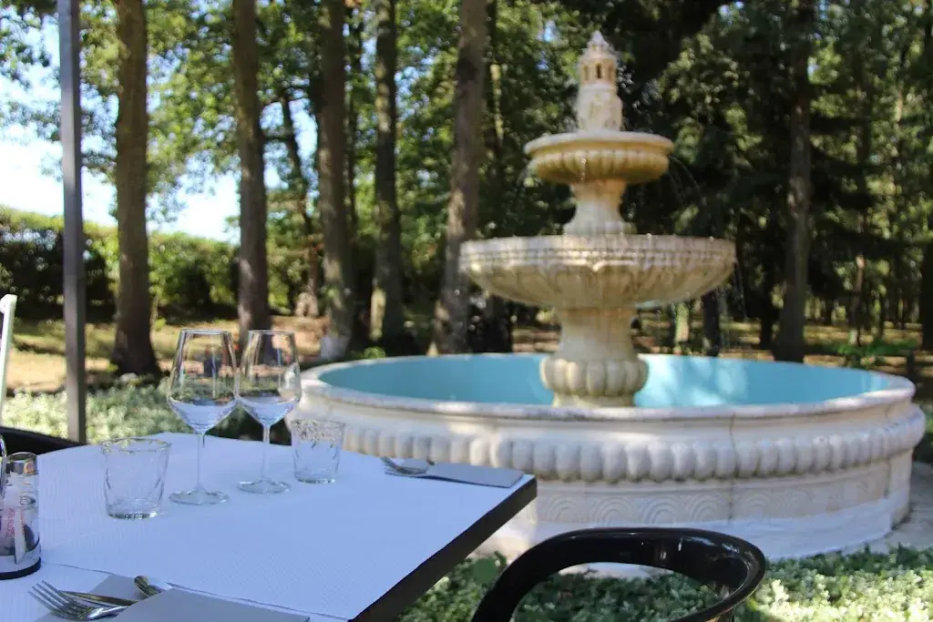 La Taille Rouge restaurant à Couddes