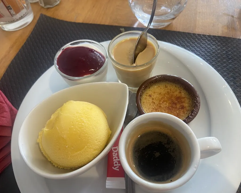 Céline GALLERNE_Le P'tit Bar_Saint-Rémy-sur-Avre_reseña