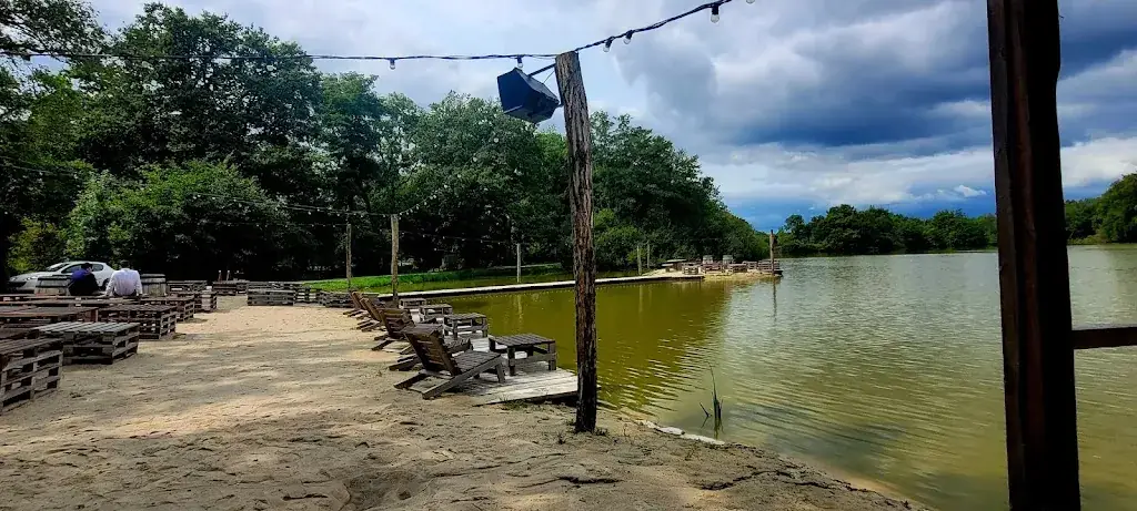 Lori B._La guinguette de Saint Viâtre_Saint-Viâtre_review