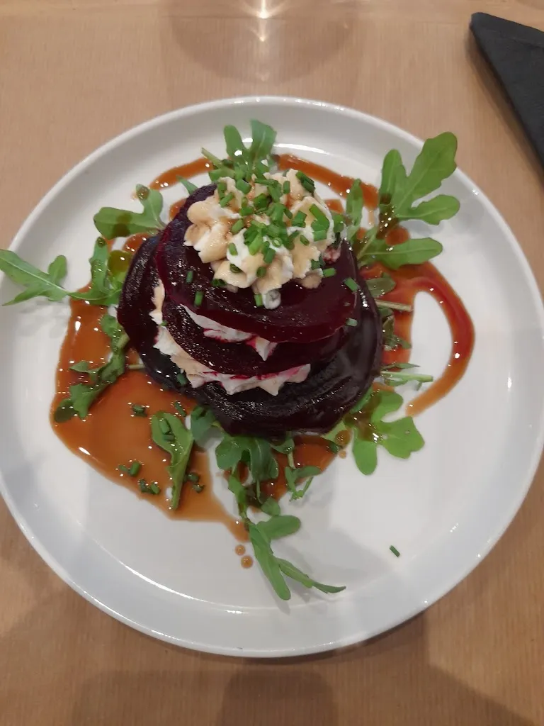 Laurence MI_LARD DANS L'ASSIETTE_Brioude_recensione