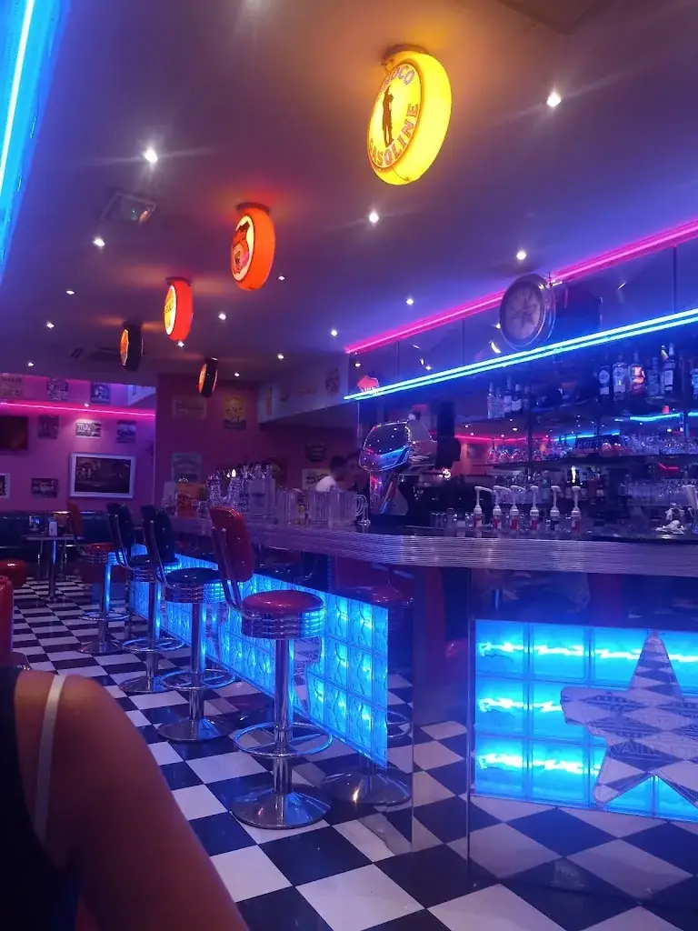 Aurelie Dufour_Memphis - Restaurant Diner_Saint-Marcel-lès-Valence_review