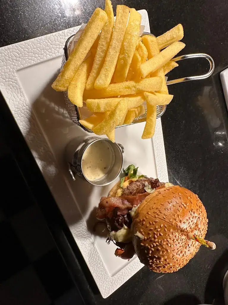 bistrot la poste_Sainte-Maure-de-Touraine_slider_image_3