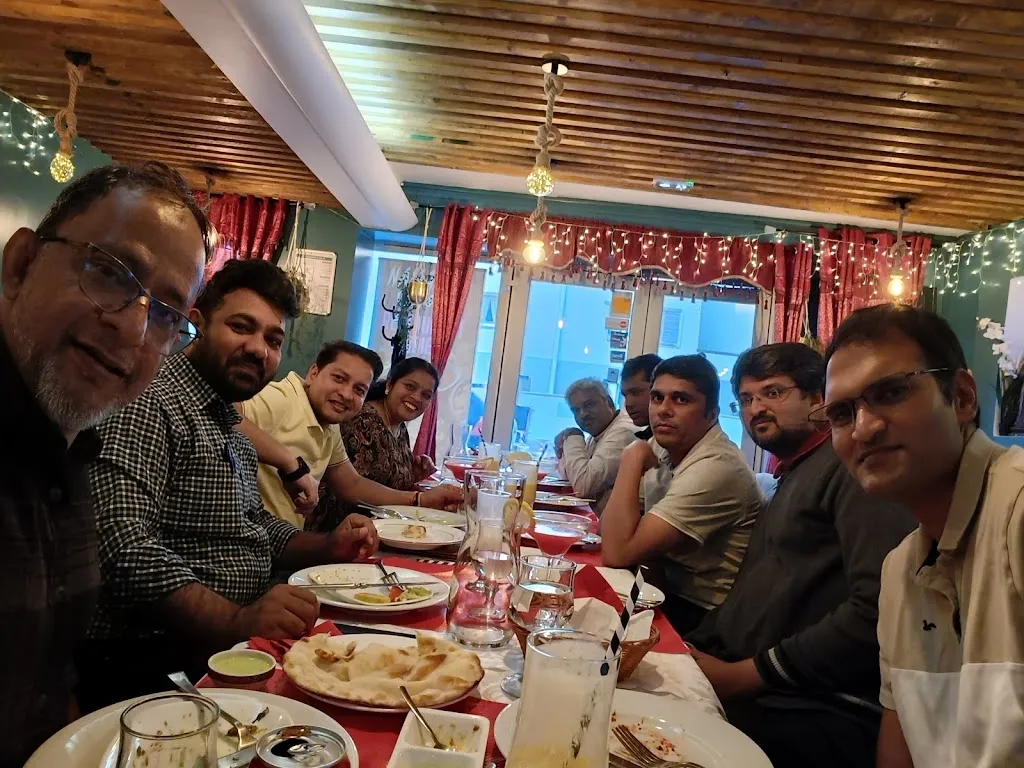 Pawan Jha_TUK TUK KITCHEN_Saint-Jean-de-Braye_review