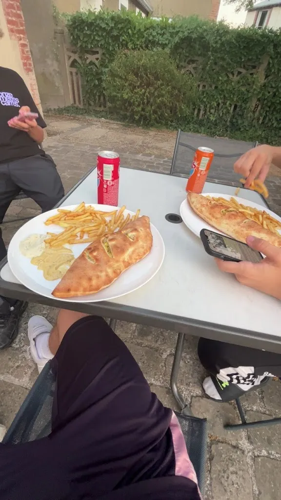 Jules Soares_MONDO DELLA PIZZA Sandillon_Sandillon_review