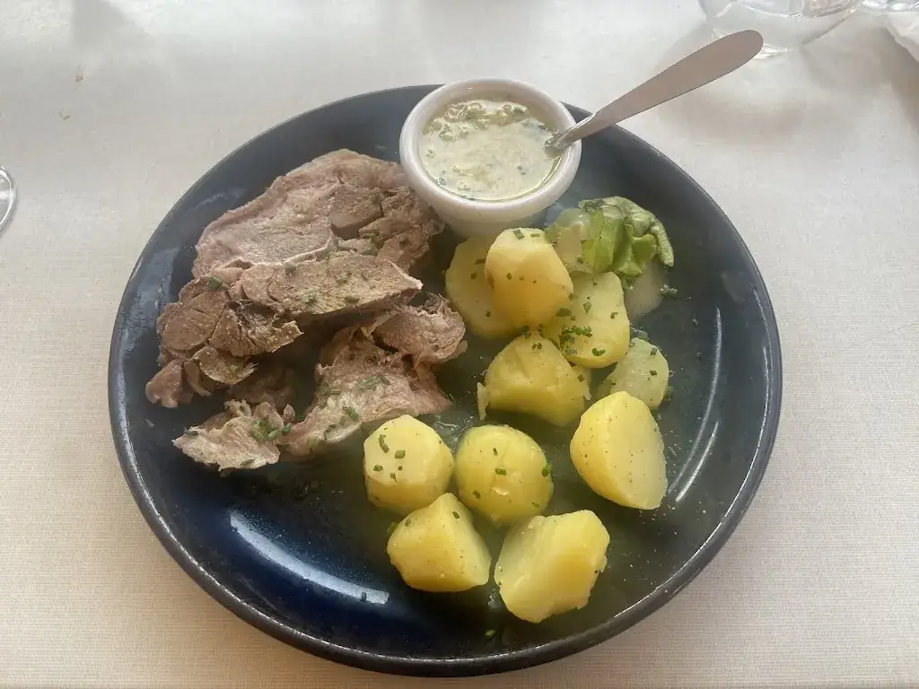 Jeremiah Hayes_La Taverne du Connétable_Sancerre_review