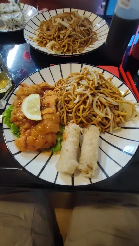 Antonin P.L.A._NIHAO RESTAURANT_Saint-Pierre-des-Corps_review