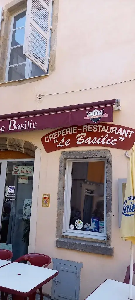 Adolf Kronenberg_Créperie Le Basilic_Brioude_review