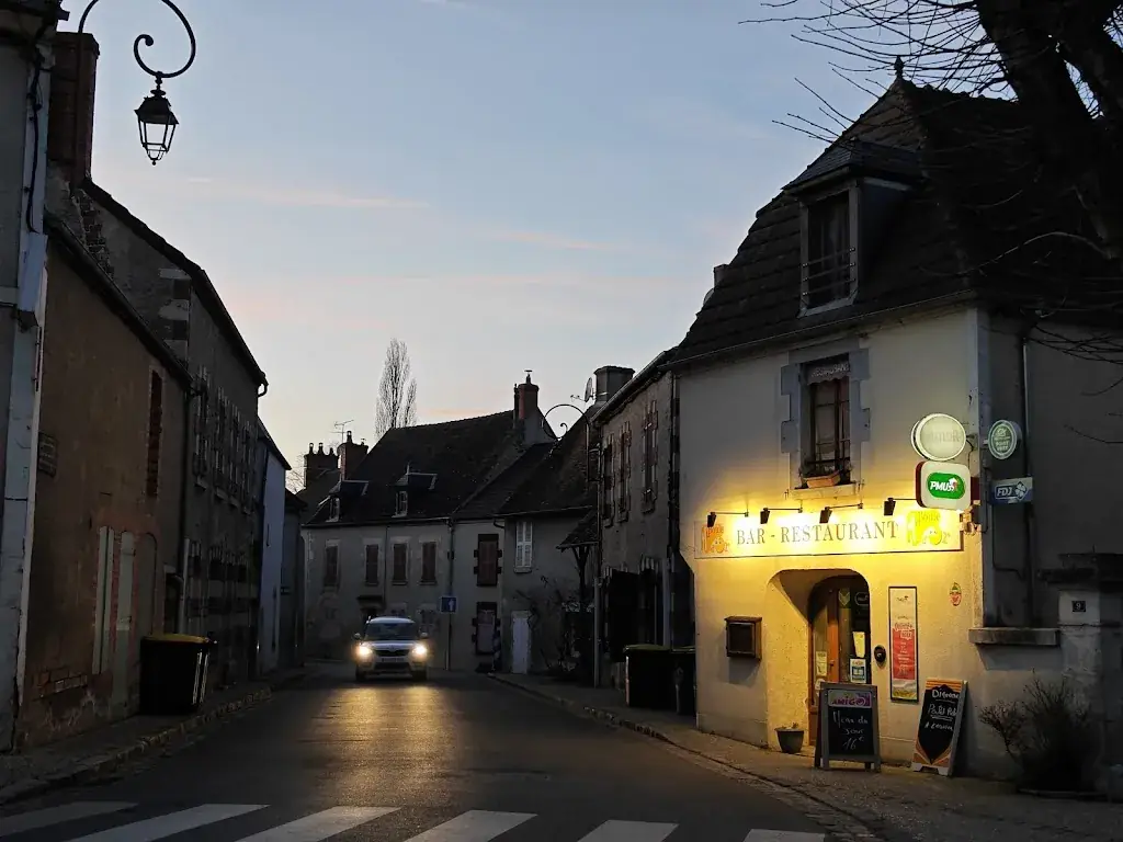 Bar Restaurant La Boule D'or_Savigny-en-Sancerre_slider_image_3
